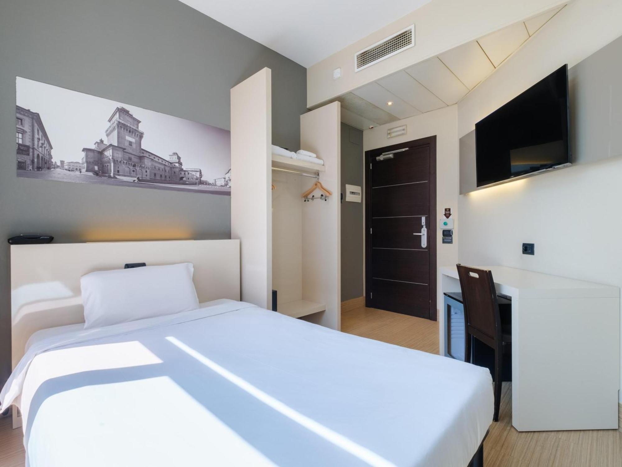 B&B Hotel Ferrara Esterno foto