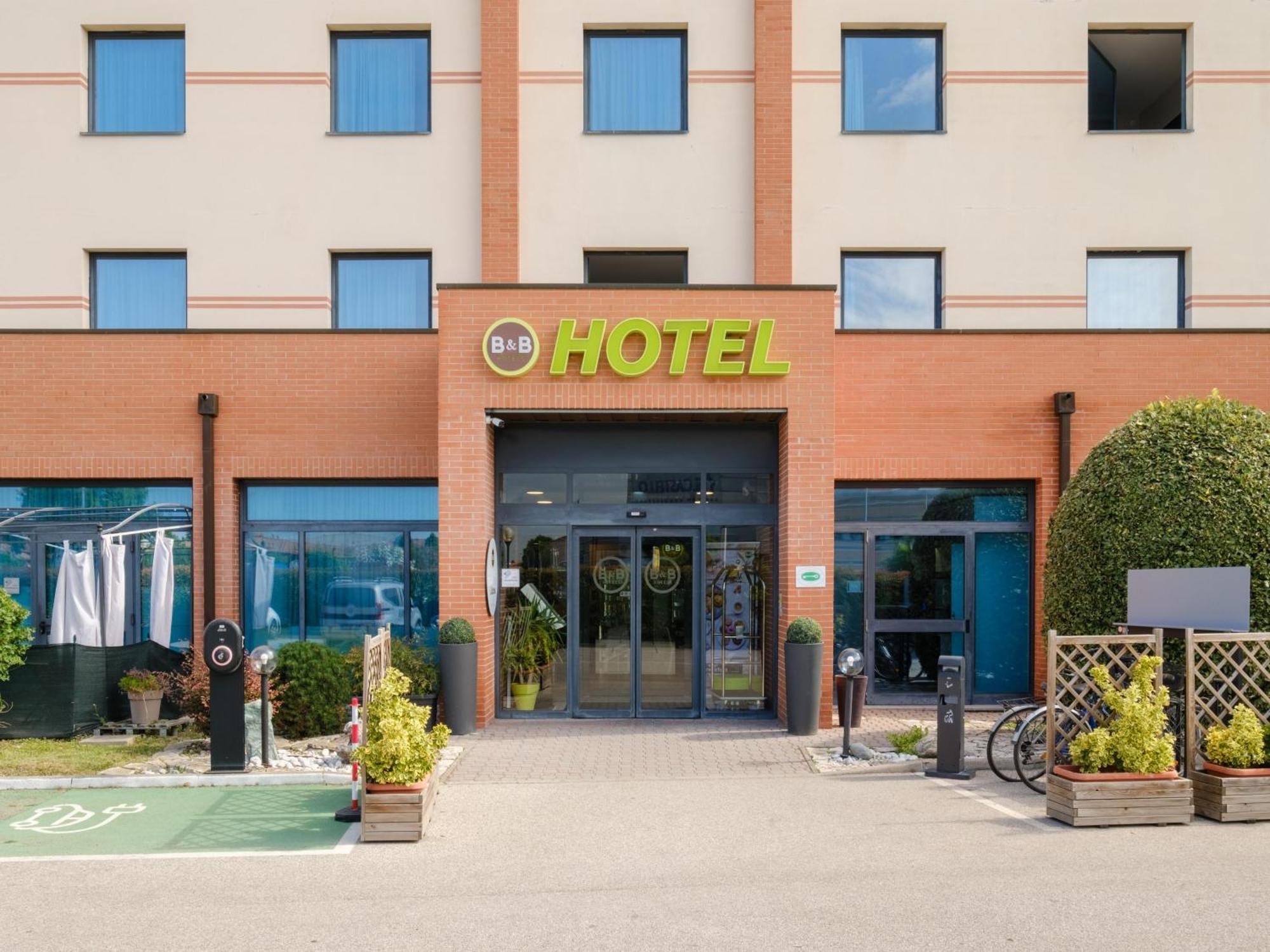 B&B Hotel Ferrara Esterno foto