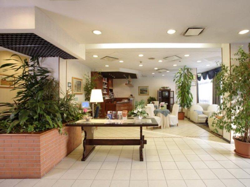 B&B Hotel Ferrara Esterno foto
